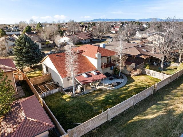 7 Alta Loma Dr, Pueblo, CO 81005