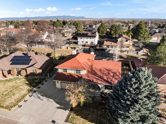 7 Alta Loma Dr, Pueblo, CO 81005