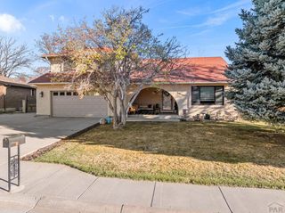 7 Alta Loma Dr, Pueblo, CO 81005