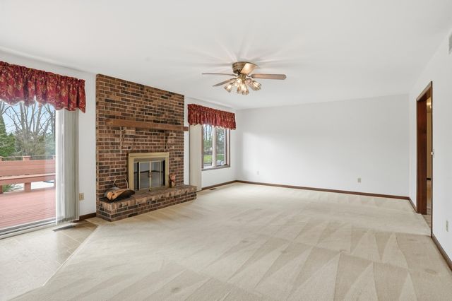 3921 Bonnie Drive, Crown Point, IN 46307