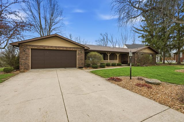 3921 Bonnie Drive, Crown Point, IN 46307