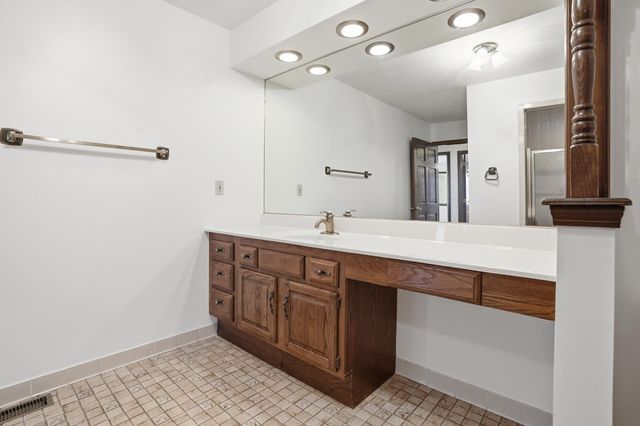 3921 Bonnie Drive, Crown Point, IN 46307