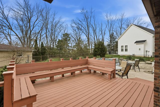 3921 Bonnie Drive, Crown Point, IN 46307
