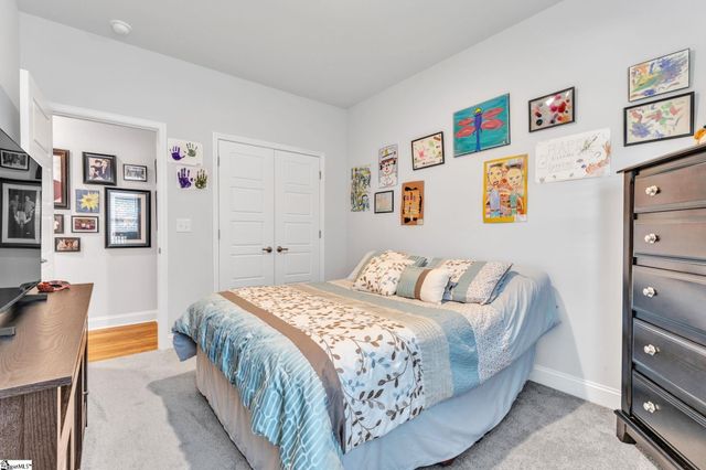30 Woodcross Drive, Simpsonville, SC 29681