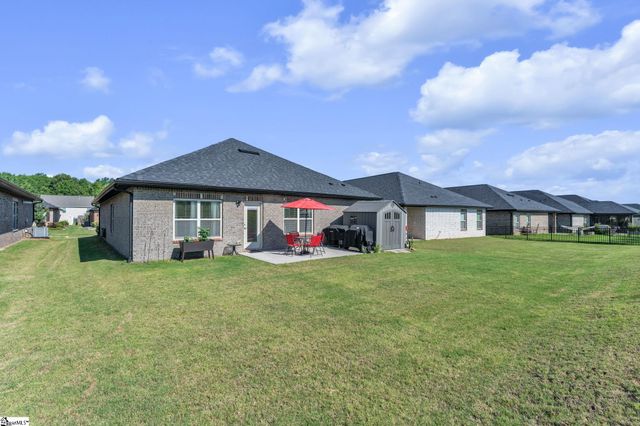 30 Woodcross Drive, Simpsonville, SC 29681