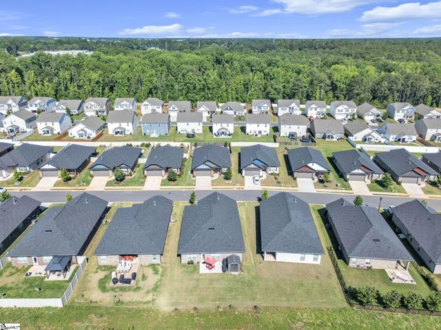 30 Woodcross Drive, Simpsonville, SC 29681