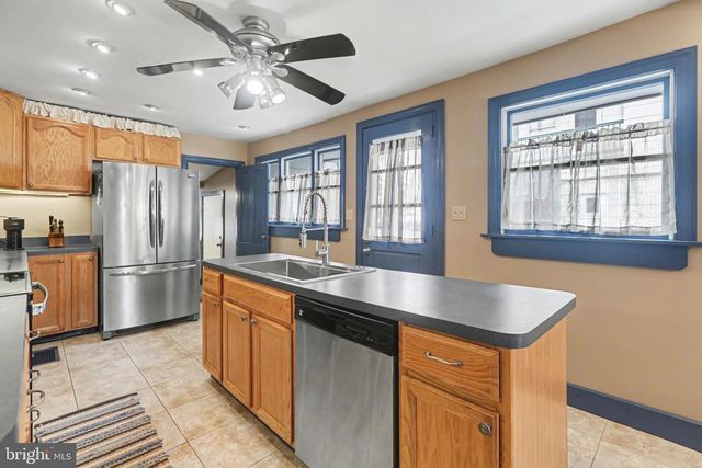 125 E NORTH ST, Carlisle, PA 17013