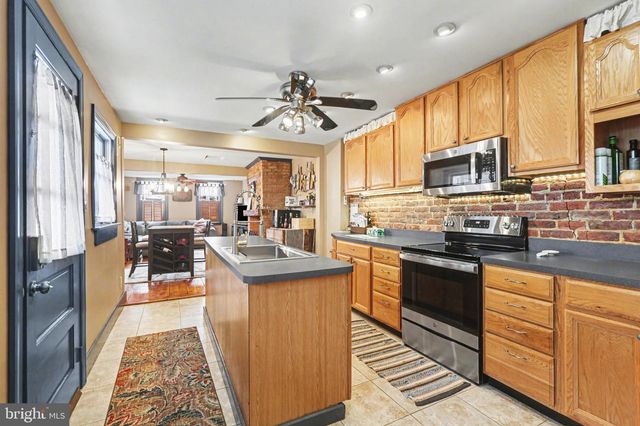 125 E NORTH ST, Carlisle, PA 17013