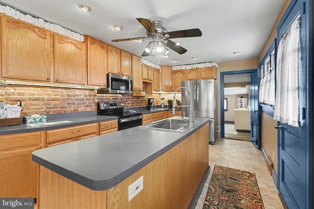 125 E NORTH ST, Carlisle, PA 17013