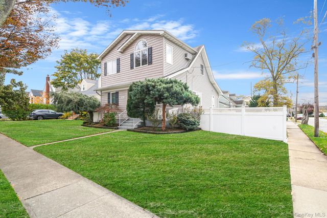 1800 Stuyvesant Avenue, Merrick, NY 11566