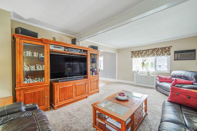 1800 Stuyvesant Avenue, Merrick, NY 11566