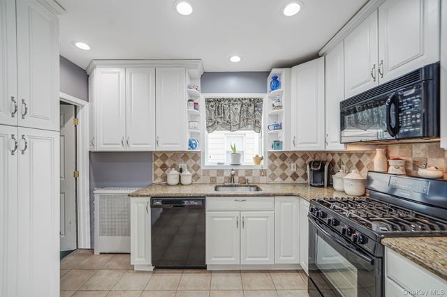 1800 Stuyvesant Avenue, Merrick, NY 11566