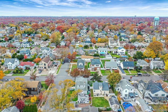 1800 Stuyvesant Avenue, Merrick, NY 11566