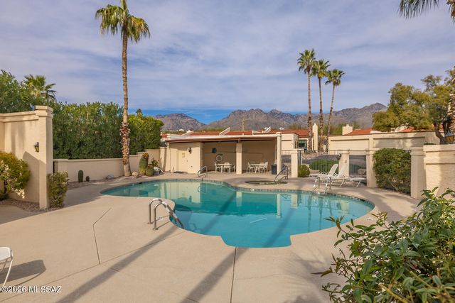 7954 E Sabino Sunrise Circle, Tucson, AZ 85750