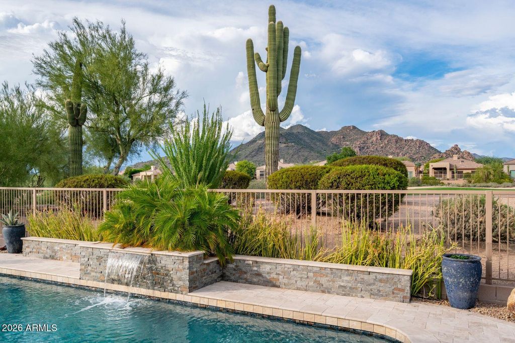 6454 E EVENING GLOW Drive, Scottsdale, AZ 85266 — exterior