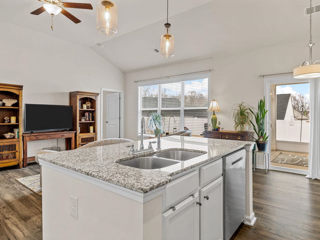 252 Cassingham Lane, Boiling Springs, SC 29316