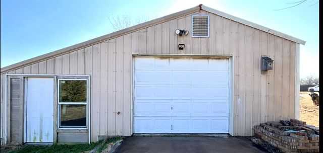 123 NE Shelly Dr., Fletcher, OK 73541