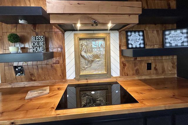 123 NE Shelly Dr., Fletcher, OK 73541