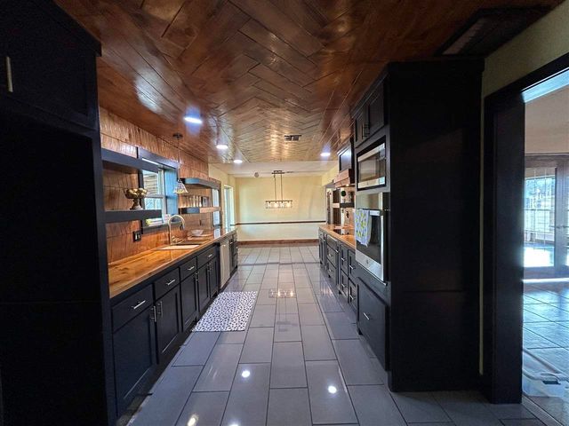 123 NE Shelly Dr., Fletcher, OK 73541