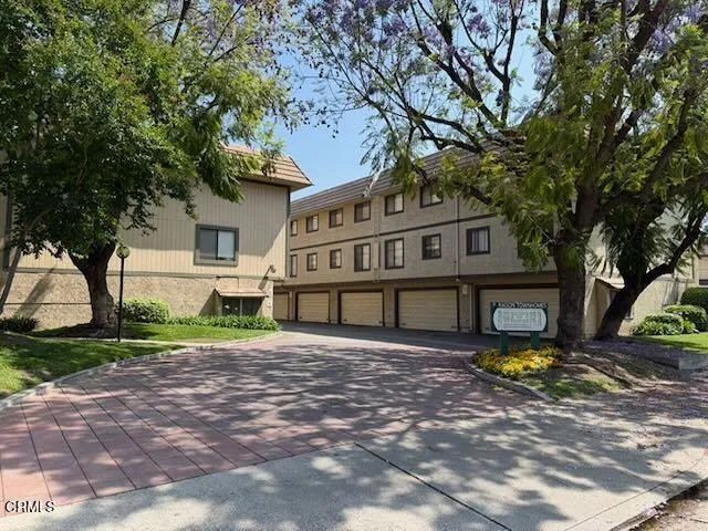 1945 Huntington Drive A, Duarte, CA 91010