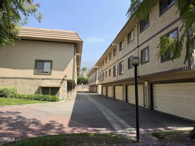 1945 Huntington Drive A, Duarte, CA 91010