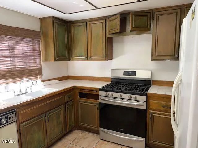 1945 Huntington Drive A, Duarte, CA 91010