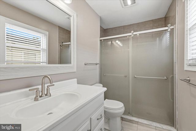 298 COSTA MESA DR, Toms River, NJ 08757