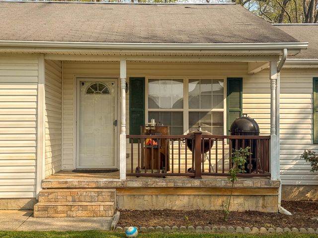 110 Christopher Drive, Chickamauga, GA 30707