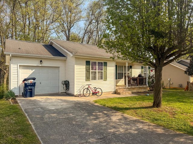 110 Christopher Drive, Chickamauga, GA 30707