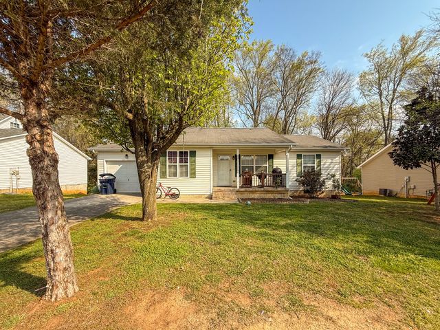 110 Christopher Drive, Chickamauga, GA 30707