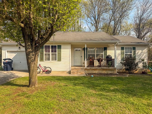 110 Christopher Drive, Chickamauga, GA 30707