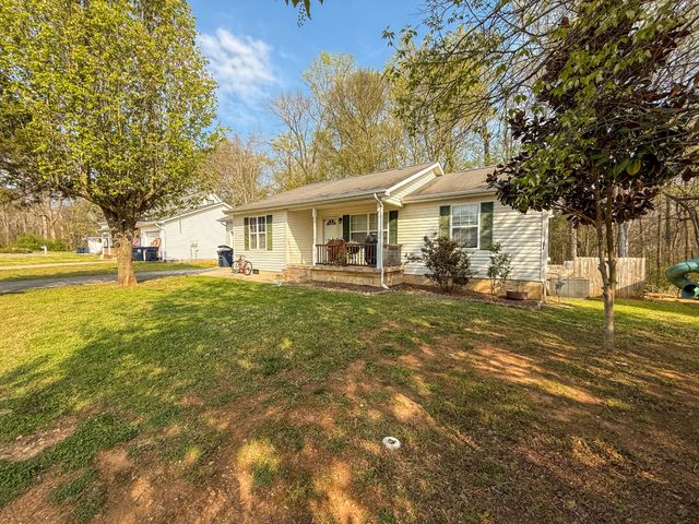 110 Christopher Drive, Chickamauga, GA 30707