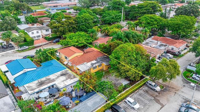 3340 SW 7th St, Miami, FL 33135