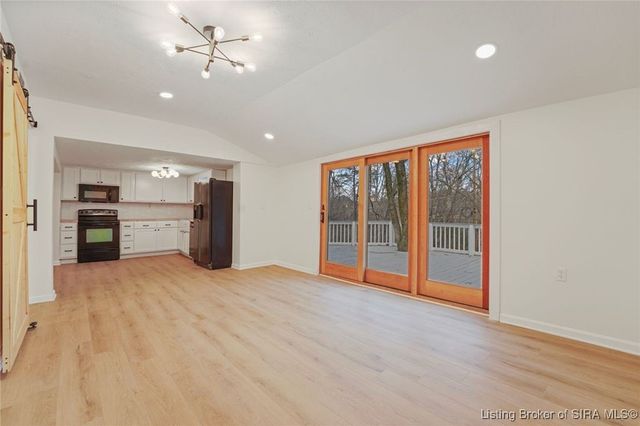 5425 Budd Road, New Albany, IN 47150