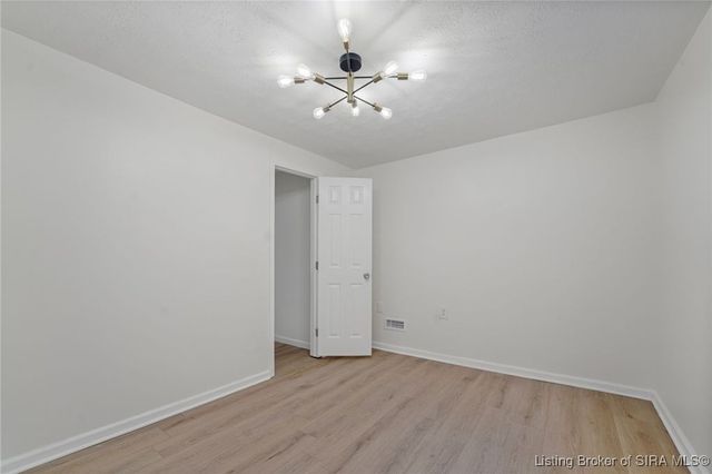 5425 Budd Road, New Albany, IN 47150