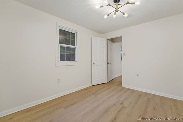 5425 Budd Road, New Albany, IN 47150