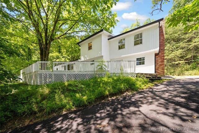 5425 Budd Road, New Albany, IN 47150
