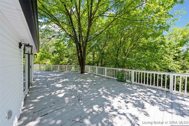 5425 Budd Road, New Albany, IN 47150