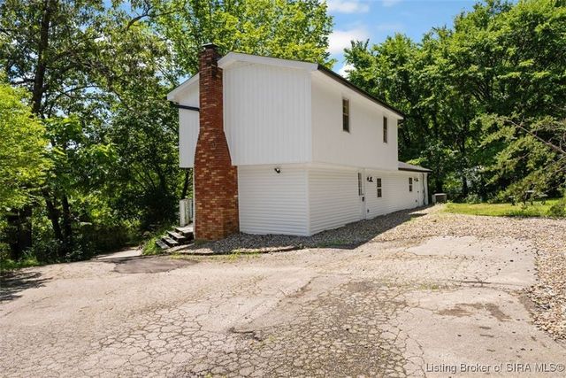 5425 Budd Road, New Albany, IN 47150