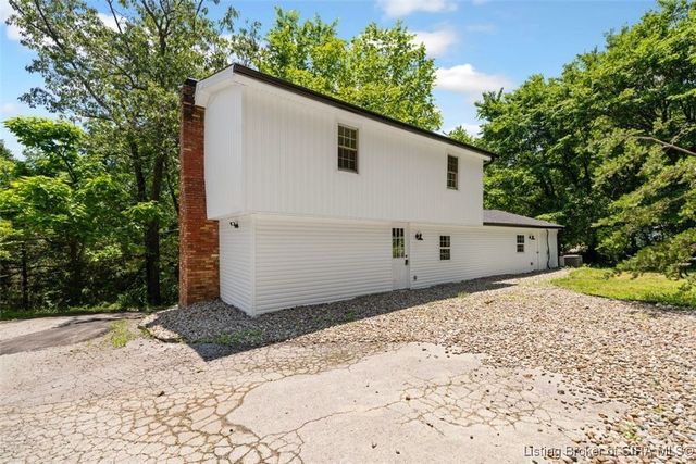 5425 Budd Road, New Albany, IN 47150
