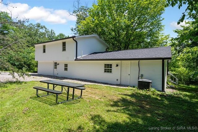 5425 Budd Road, New Albany, IN 47150