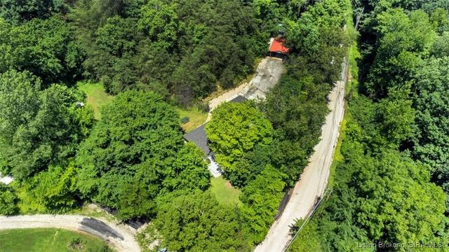 5425 Budd Road, New Albany, IN 47150