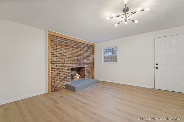 5425 Budd Road, New Albany, IN 47150
