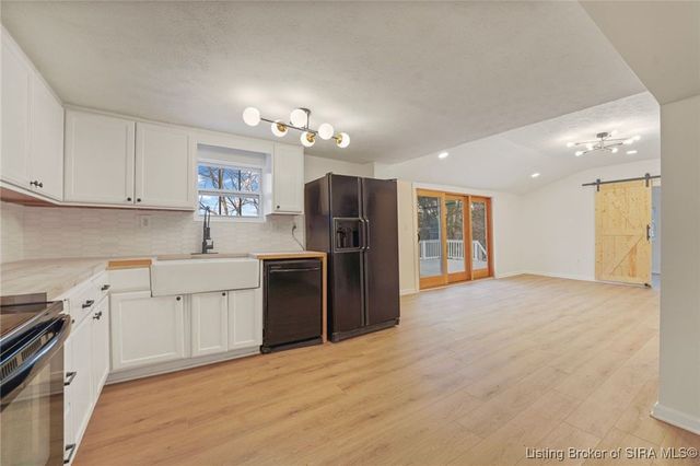 5425 Budd Road, New Albany, IN 47150