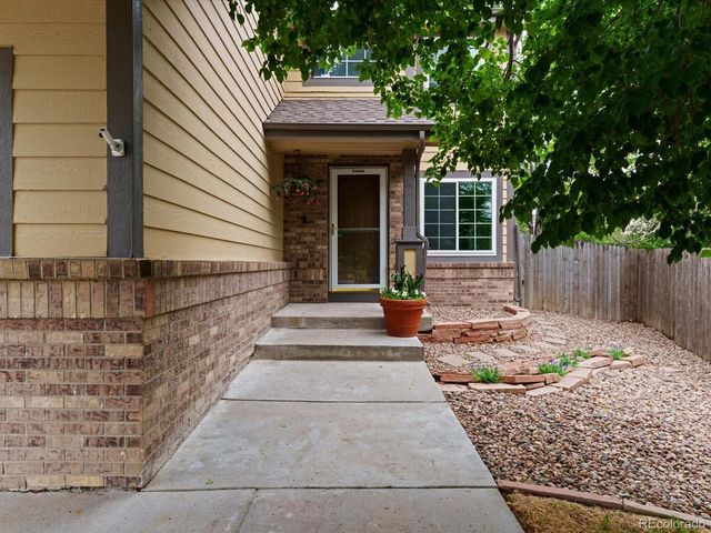 22376 E Navarro Dr, Aurora, CO 80018