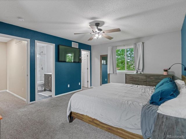 22376 E Navarro Dr, Aurora, CO 80018