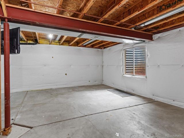 22376 E Navarro Dr, Aurora, CO 80018