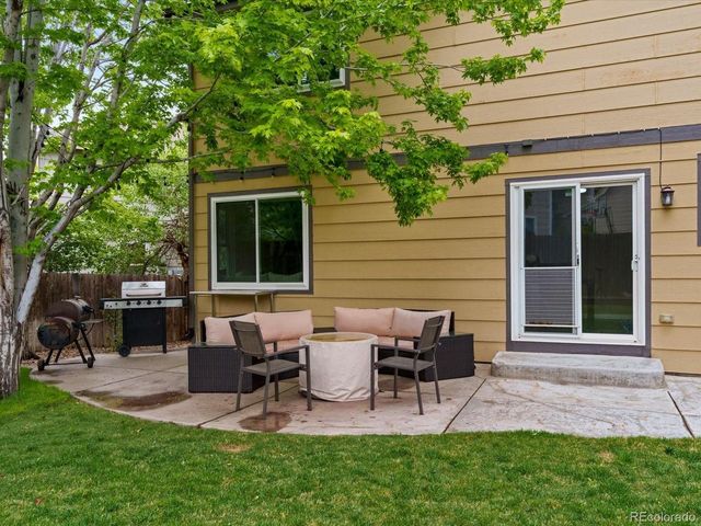 22376 E Navarro Dr, Aurora, CO 80018