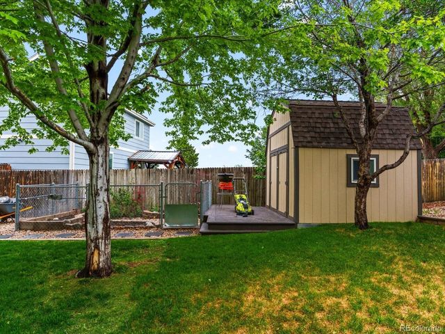 22376 E Navarro Dr, Aurora, CO 80018
