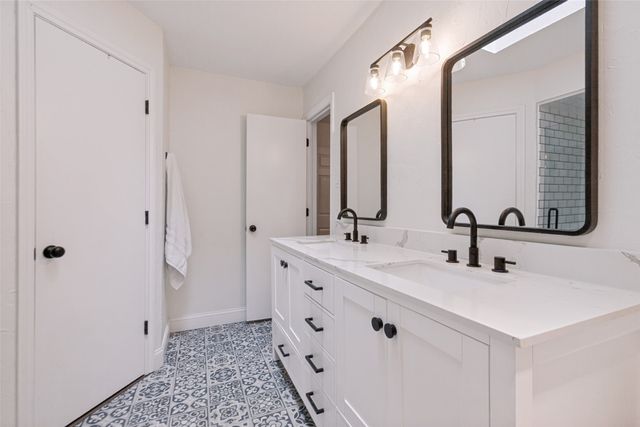 2540 Sunscape Lane, Dallas, TX 75287